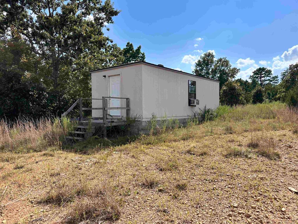 3445 Magnolia Road, Salem, AR 72576