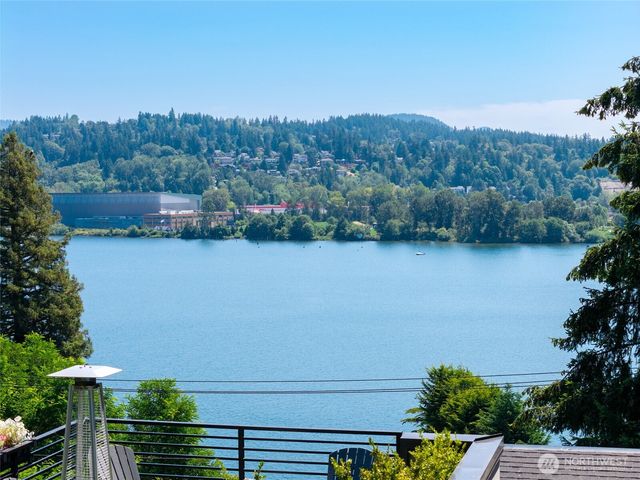 7429 E Mercer Way, Mercer Island, WA 98040