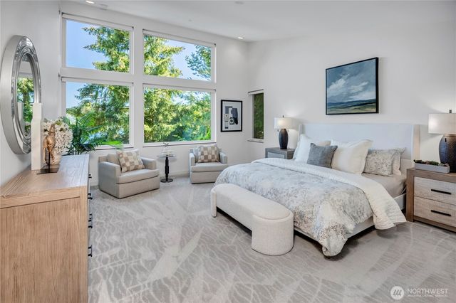 7429 E Mercer Way, Mercer Island, WA 98040