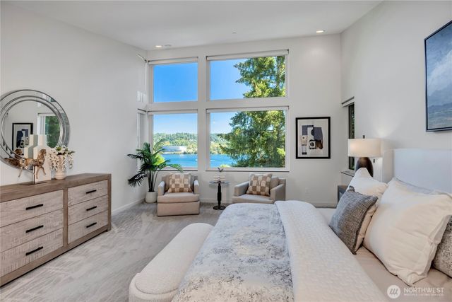 7429 E Mercer Way, Mercer Island, WA 98040