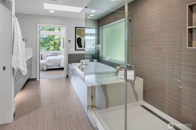 7429 E Mercer Way, Mercer Island, WA 98040