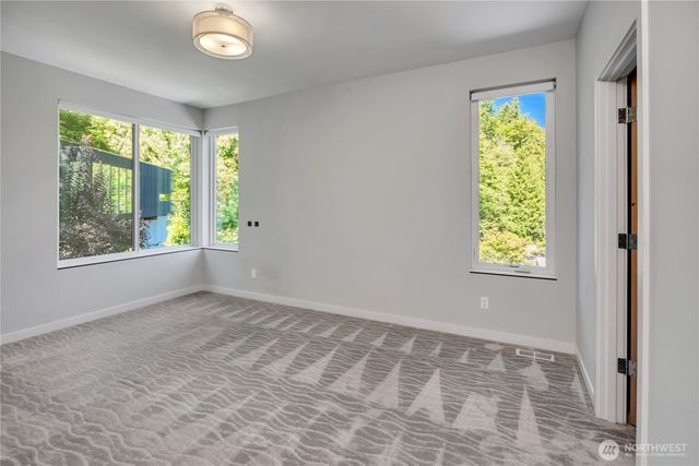 7429 E Mercer Way, Mercer Island, WA 98040