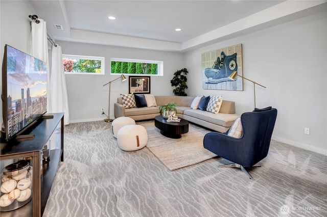 7429 E Mercer Way, Mercer Island, WA 98040