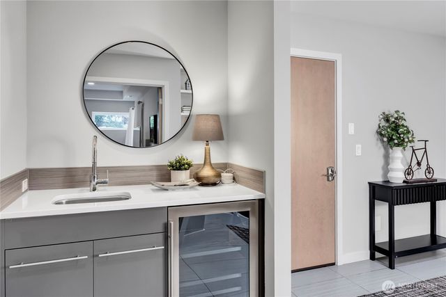 7429 E Mercer Way, Mercer Island, WA 98040
