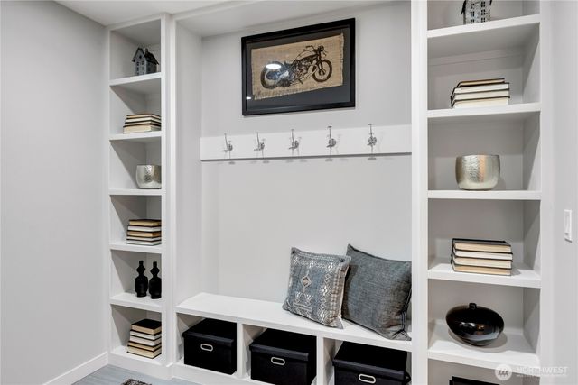 7429 E Mercer Way, Mercer Island, WA 98040