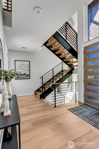 7429 E Mercer Way, Mercer Island, WA 98040