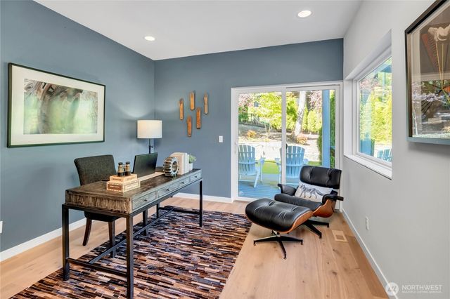 7429 E Mercer Way, Mercer Island, WA 98040