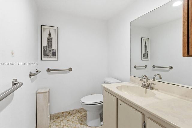 7707 SW 105th Pl, Miami, FL 33173