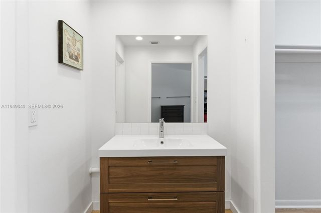 7707 SW 105th Pl, Miami, FL 33173