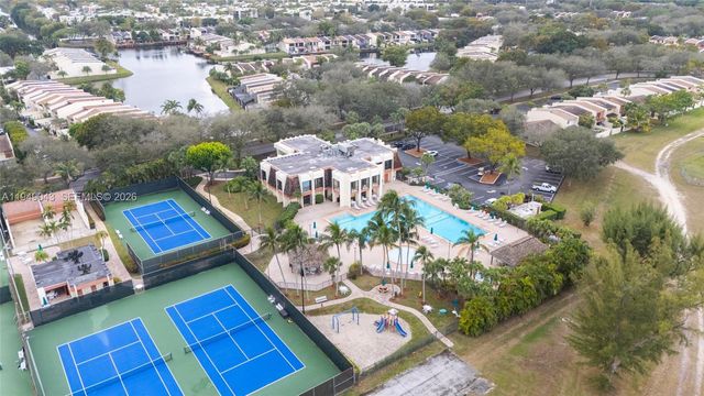 7707 SW 105th Pl, Miami, FL 33173