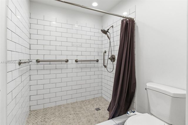 7707 SW 105th Pl, Miami, FL 33173