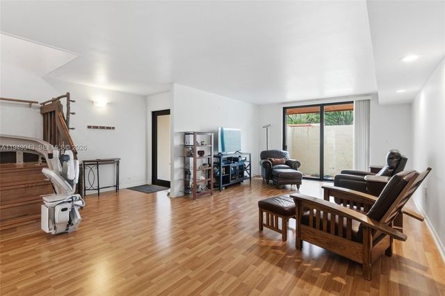 7707 SW 105th Pl, Miami, FL 33173