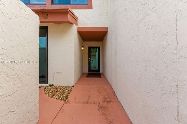 7707 SW 105th Pl, Miami, FL 33173