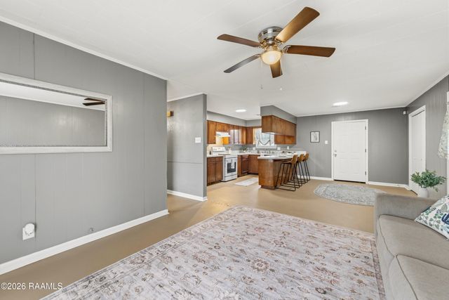 98 Santa Ines Street, New Iberia, LA 70563