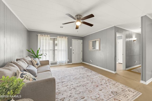 98 Santa Ines Street, New Iberia, LA 70563