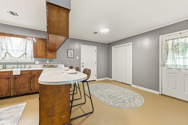 98 Santa Ines Street, New Iberia, LA 70563