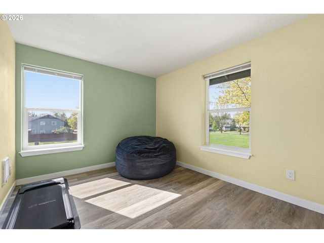 3198 DUKE SNIDER Ave, Eugene, OR 97402