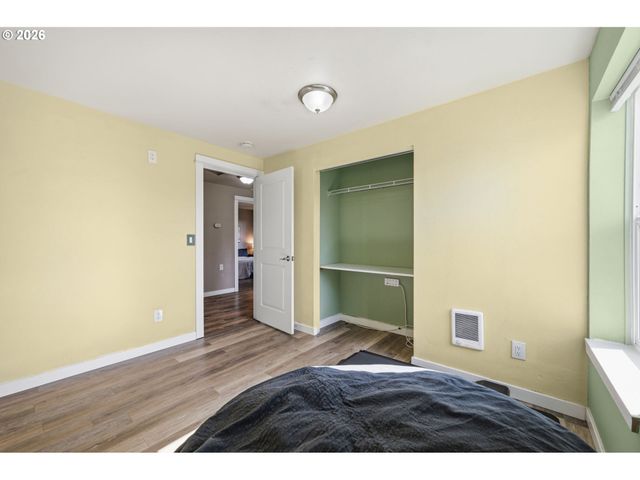 3198 DUKE SNIDER Ave, Eugene, OR 97402