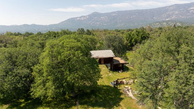 43666 Balch Park Road, Springville, CA 93265