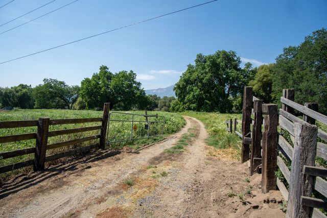 43666 Balch Park Road, Springville, CA 93265