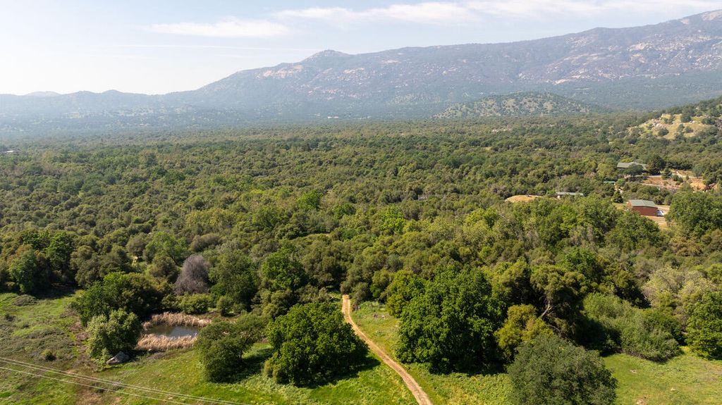 43666 Balch Park Road, Springville, CA 93265