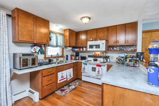 75 Huntington Avenue, Manchester, NH 03109