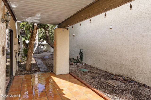 7125 E Onda Circle, Tucson, AZ 85715
