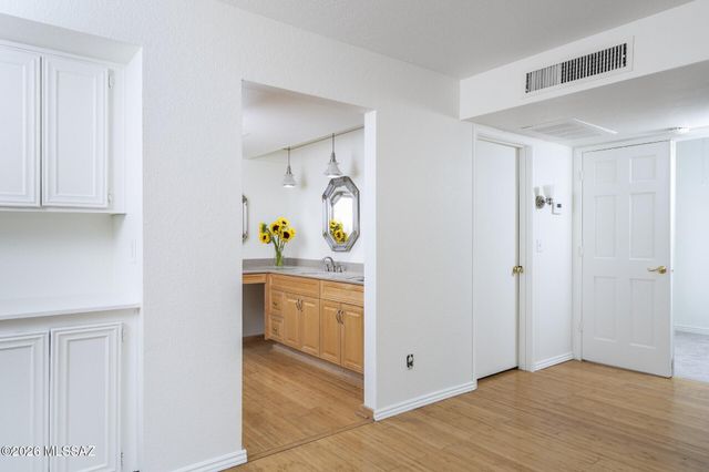 7125 E Onda Circle, Tucson, AZ 85715