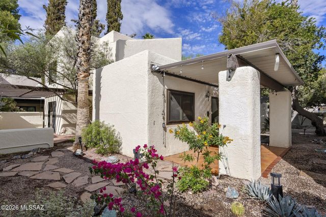 7125 E Onda Circle, Tucson, AZ 85715