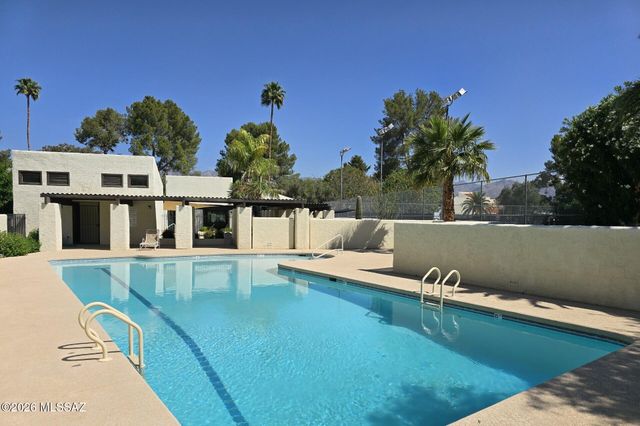 7125 E Onda Circle, Tucson, AZ 85715