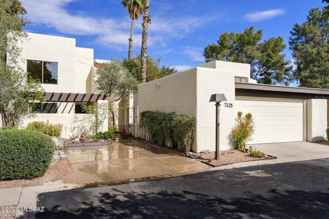 7125 E Onda Circle, Tucson, AZ 85715