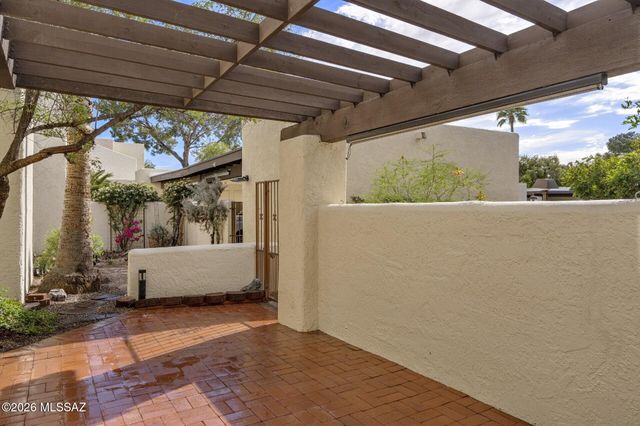 7125 E Onda Circle, Tucson, AZ 85715