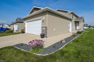 6288 35th Street S, Fargo, ND 58104