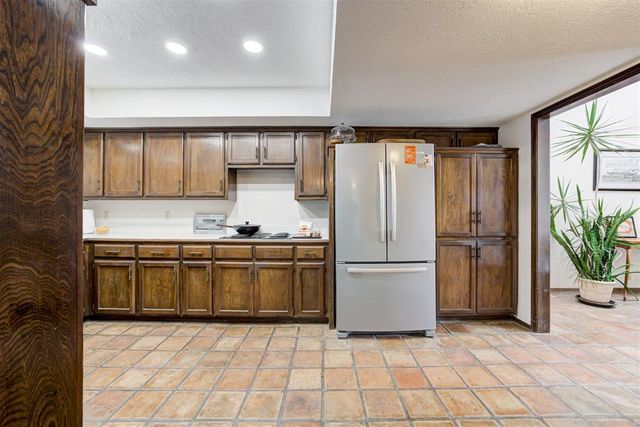 13501 Fox Hollow Ridge, Oklahoma City, OK 73131