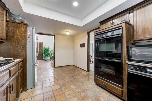 13501 Fox Hollow Ridge, Oklahoma City, OK 73131