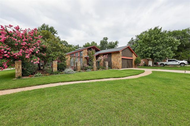 13501 Fox Hollow Ridge, Oklahoma City, OK 73131