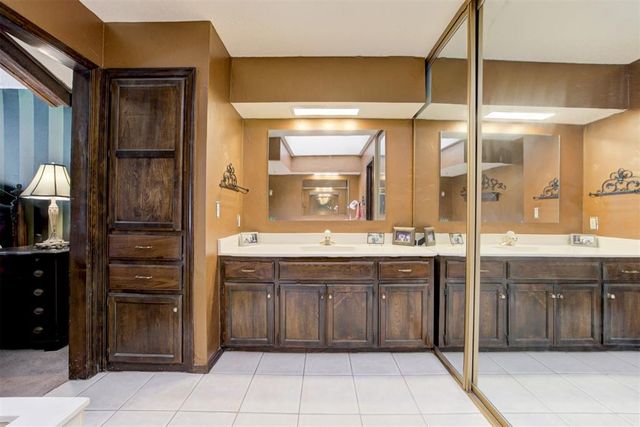 13501 Fox Hollow Ridge, Oklahoma City, OK 73131