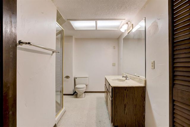 13501 Fox Hollow Ridge, Oklahoma City, OK 73131