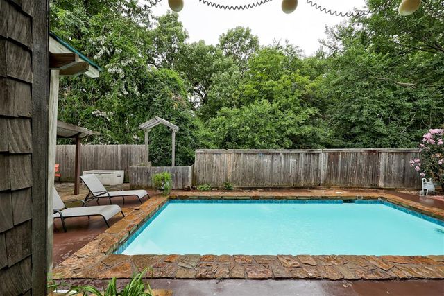 13501 Fox Hollow Ridge, Oklahoma City, OK 73131