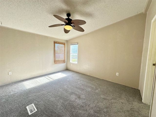 912 Partridge Court, Granbury, TX 76049