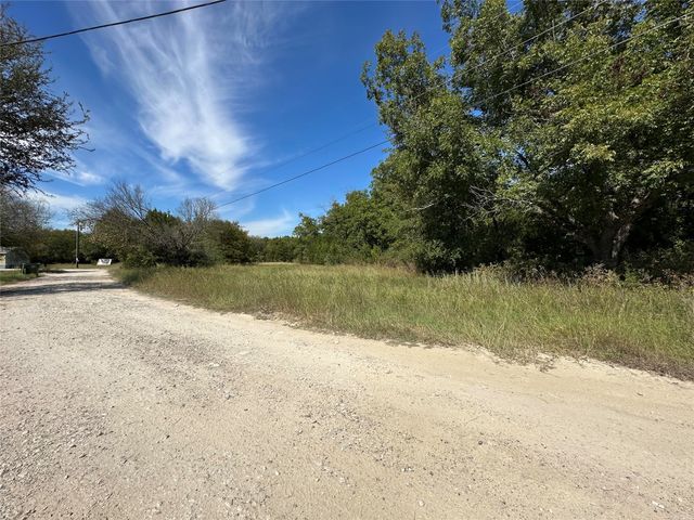 912 Partridge Court, Granbury, TX 76049