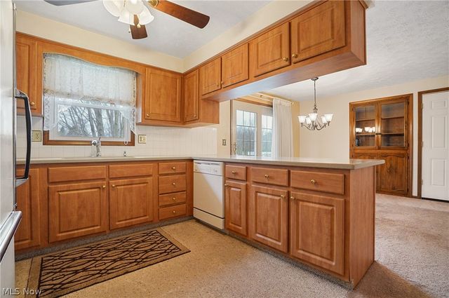 11105 Titus Avenue NW, Uniontown, OH 44685