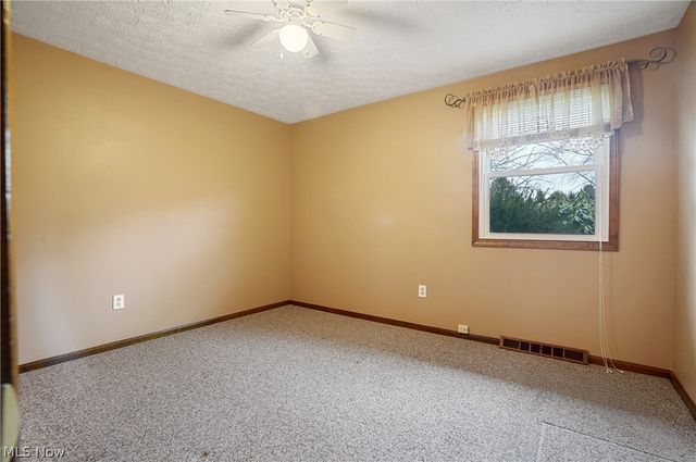 11105 Titus Avenue NW, Uniontown, OH 44685