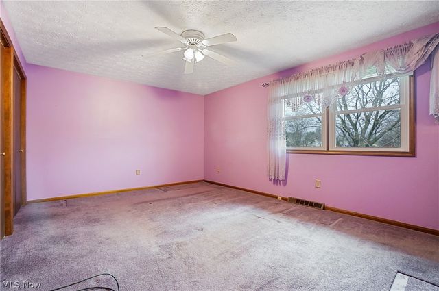 11105 Titus Avenue NW, Uniontown, OH 44685