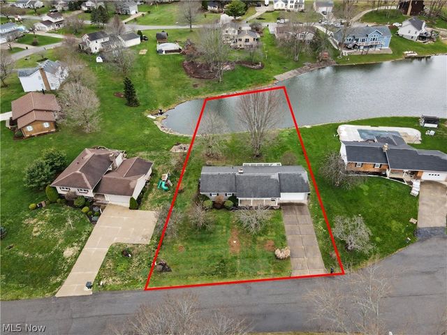 11105 Titus Avenue NW, Uniontown, OH 44685