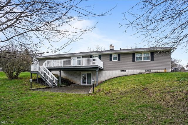 11105 Titus Avenue NW, Uniontown, OH 44685