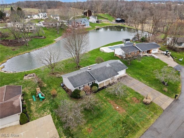 11105 Titus Avenue NW, Uniontown, OH 44685