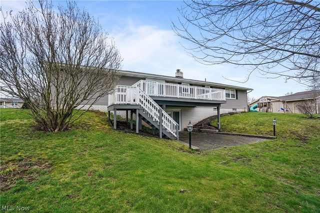 11105 Titus Avenue NW, Uniontown, OH 44685