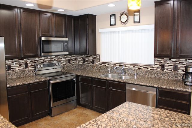 3360 W Landon Drive 6-106, Bullhead City, AZ 86429