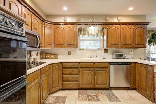 6424 S Lee Avenue, Oklahoma City, OK 73139